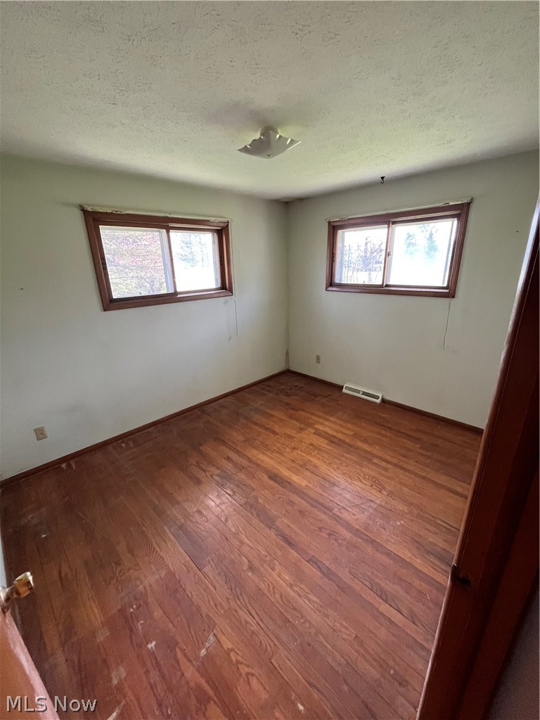 33500 Arthur Road Solon, OH 44139 - Photo 7 of 13