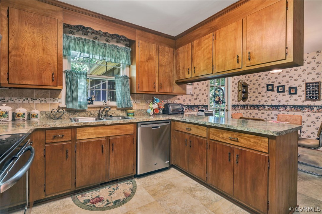 210 Midfield Road Chesterfield, VA 23236 - Photo 8 of 29 Gallery Image 8