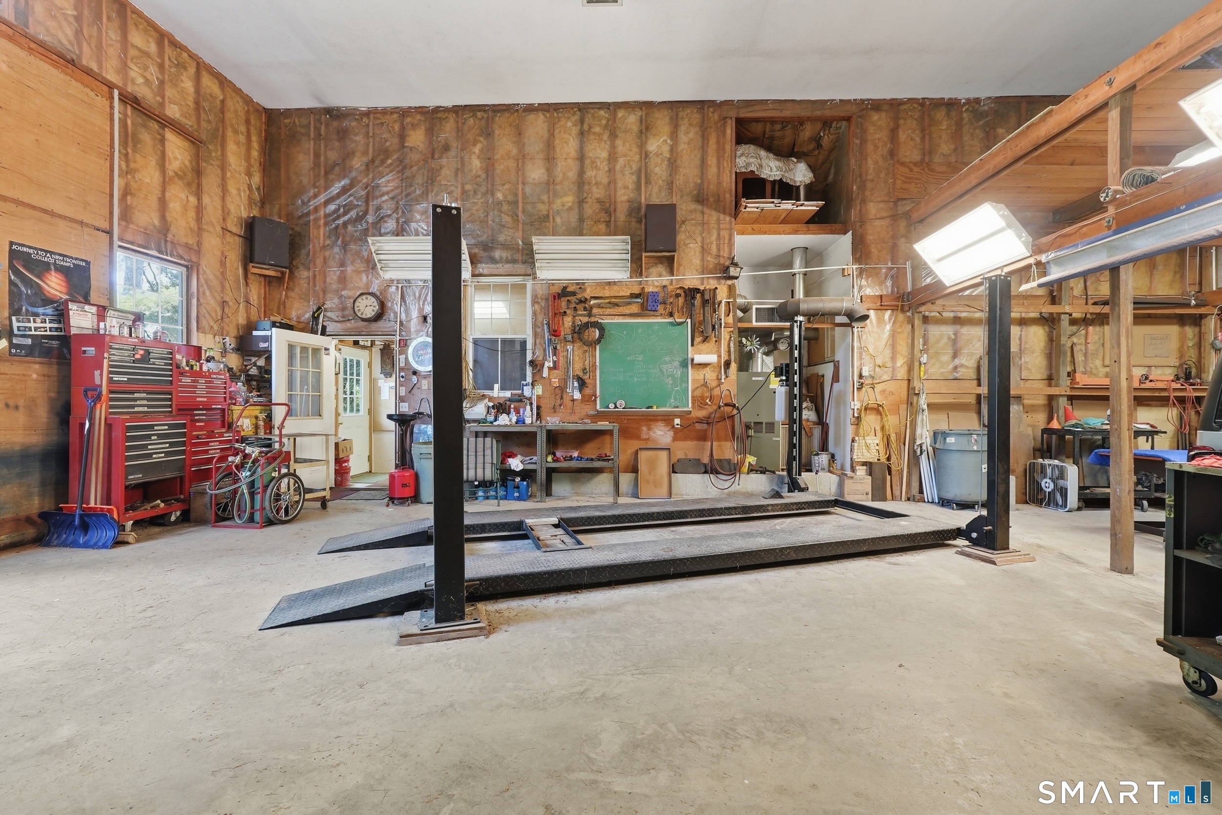 22 Kingsbury Road Thompson, CT 06277 - Photo 32 of 39 Gallery Image 32
