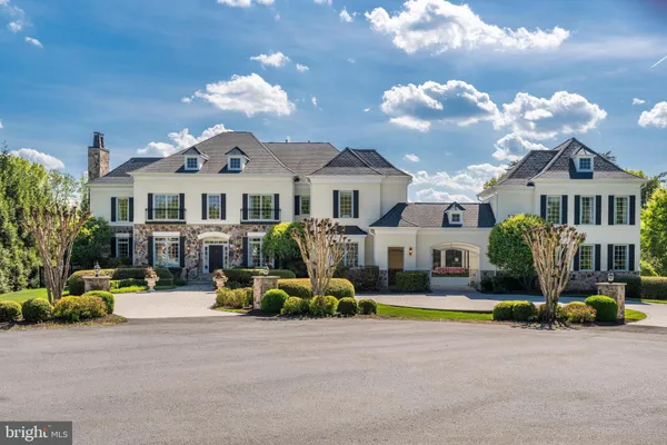 $4,295,000 | 9113 Dara Lane, Great Falls, VA 22066