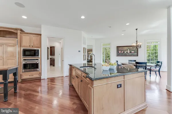 $4,295,000 | 9113 Dara Lane, Great Falls, VA 22066