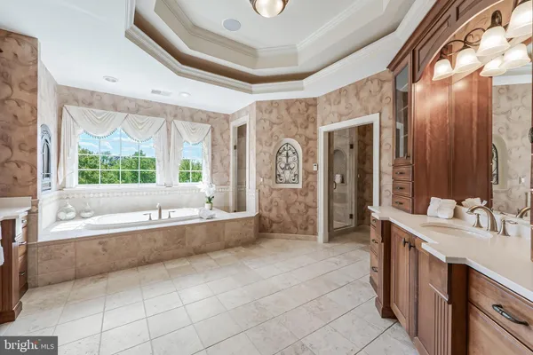 $4,295,000 | 9113 Dara Lane, Great Falls, VA 22066