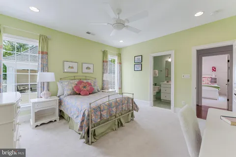 $4,295,000 | 9113 Dara Lane, Great Falls, VA 22066