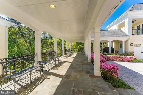 $4,295,000 | 9113 Dara Lane, Great Falls, VA 22066