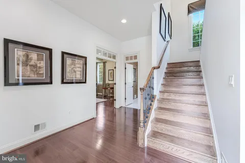 $4,295,000 | 9113 Dara Lane, Great Falls, VA 22066