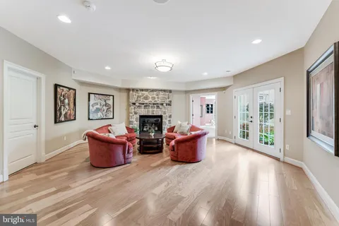 $4,295,000 | 9113 Dara Lane, Great Falls, VA 22066