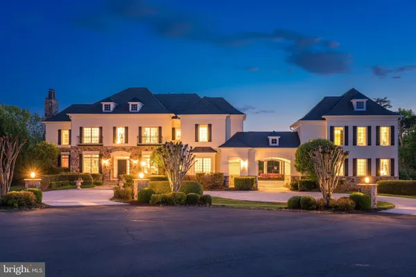 $4,295,000 | 9113 Dara Lane, Great Falls, VA 22066
