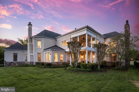 $4,295,000 | 9113 Dara Lane, Great Falls, VA 22066