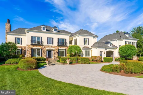 $4,295,000 | 9113 Dara Lane, Great Falls, VA 22066