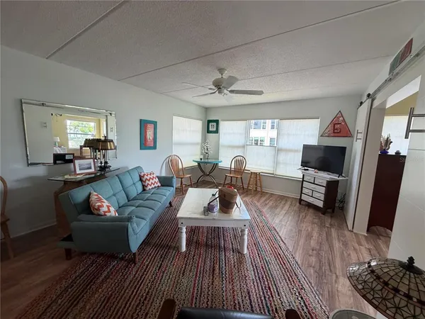 $2,500 | 3802 Gulf Of Mexico Drive, Unit A204, Longboat Key, FL 34228