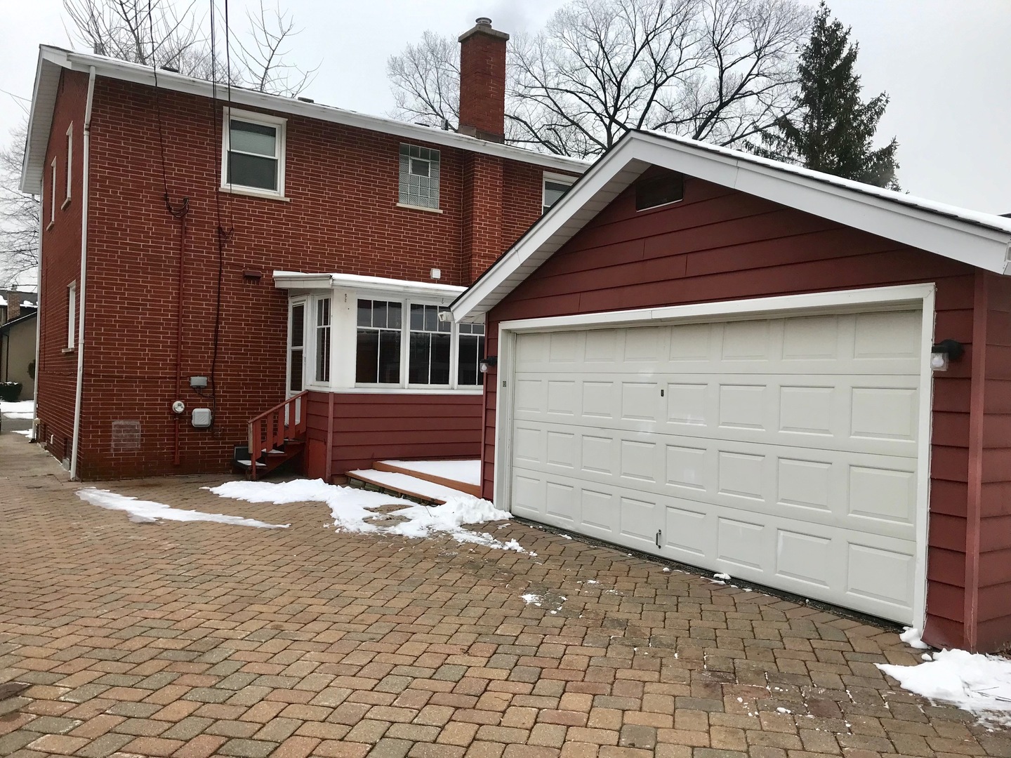 184 East Burlington Street Riverside, IL 60546 - Photo 3 of 34