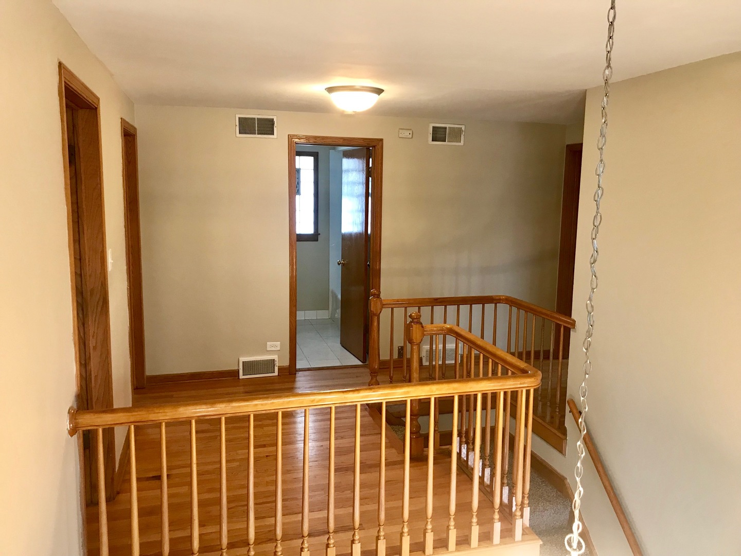 184 East Burlington Street Riverside, IL 60546 - Photo 22 of 34