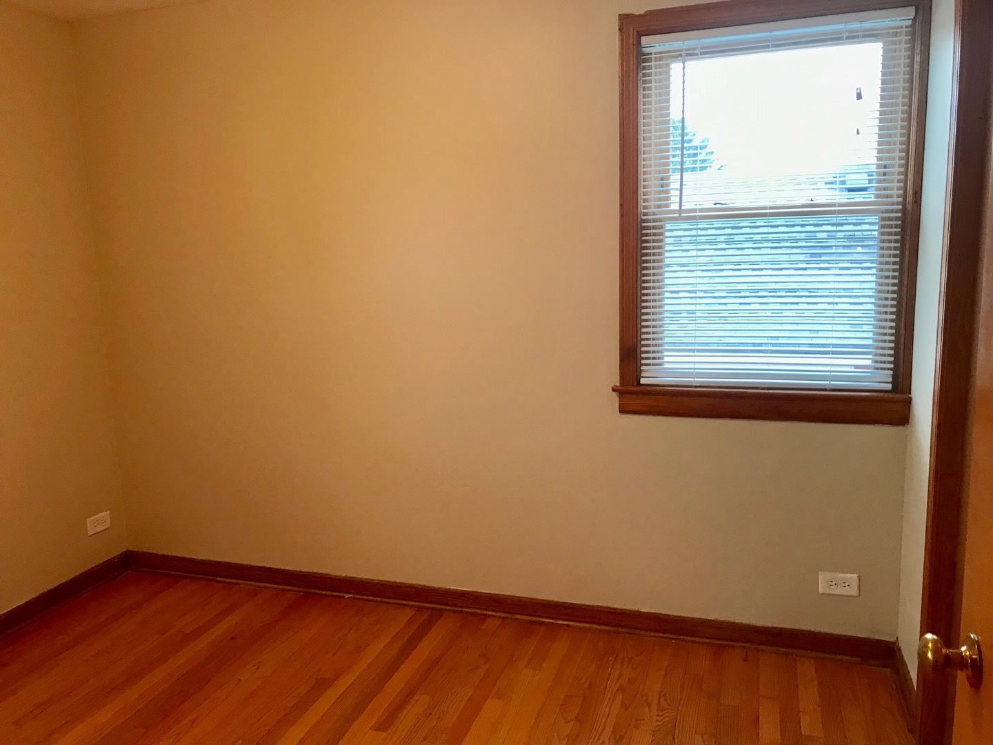 184 East Burlington Street Riverside, IL 60546 - Photo 25 of 34