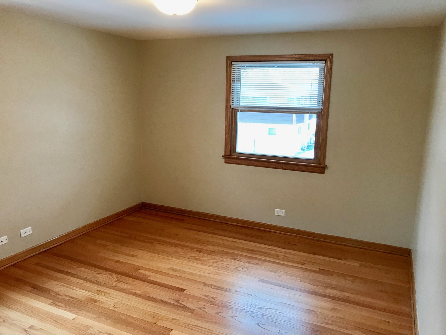 184 East Burlington Street Riverside, IL 60546 - Photo 26 of 34