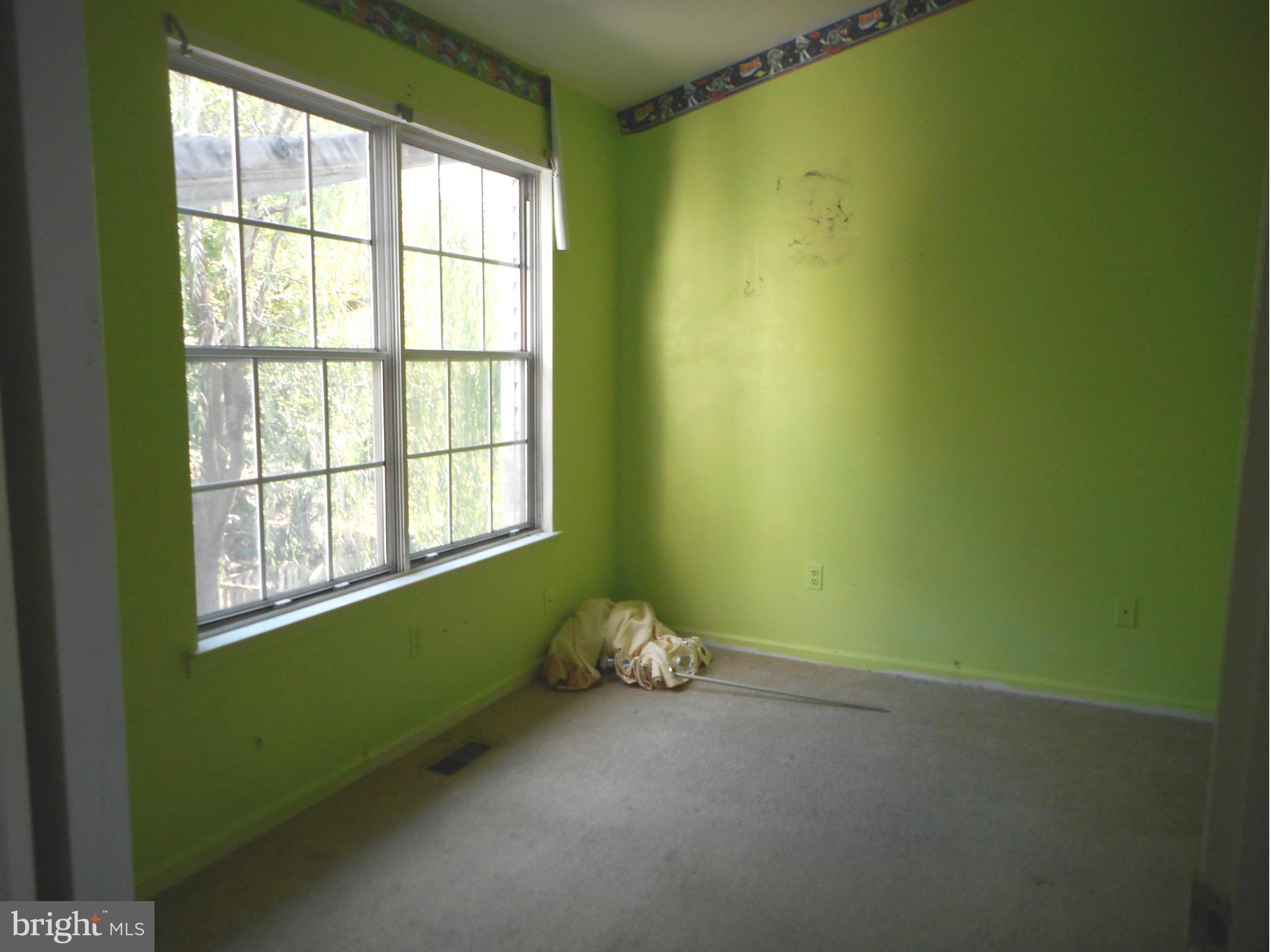 14717 Basingstoke Loop Centreville, VA 20120 - Photo 14 of 18 Bedroom