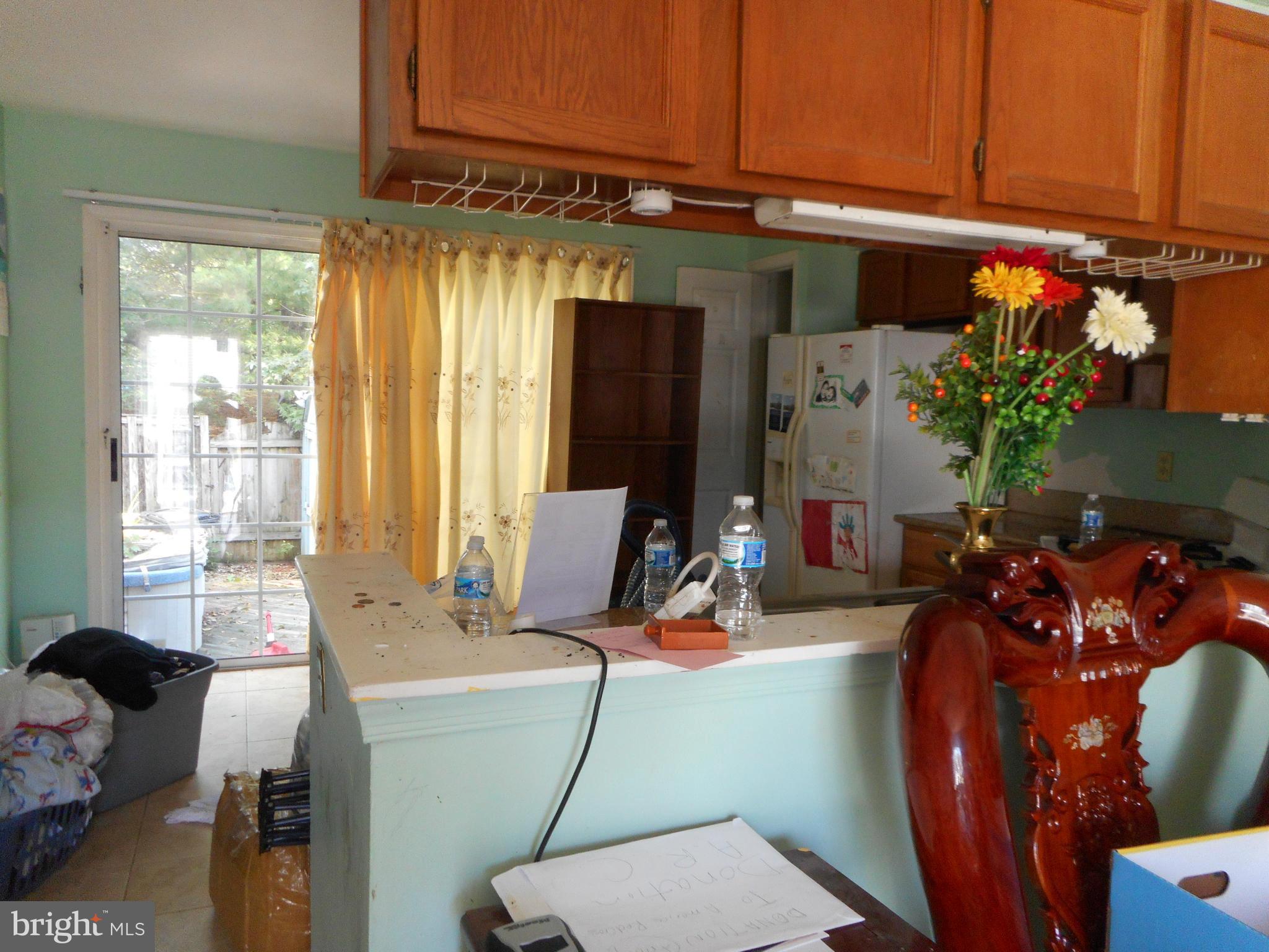 14717 Basingstoke Loop Centreville, VA 20120 - Photo 5 of 18 Kitchen