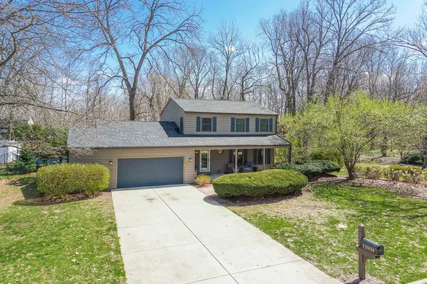 $359,900 | 13931 Lucca Forest Drive, Bloomington, IL 61705