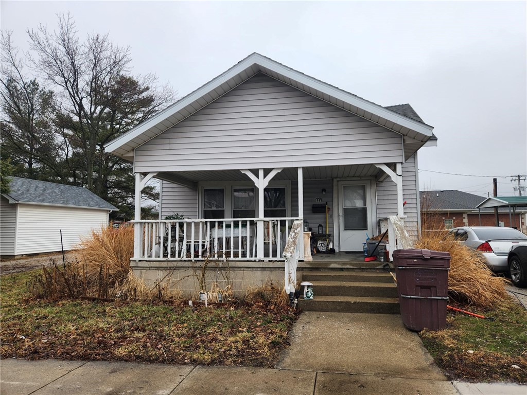 111 West N 2nd Street Georgetown, IL 61846 - Photo 1 of 5