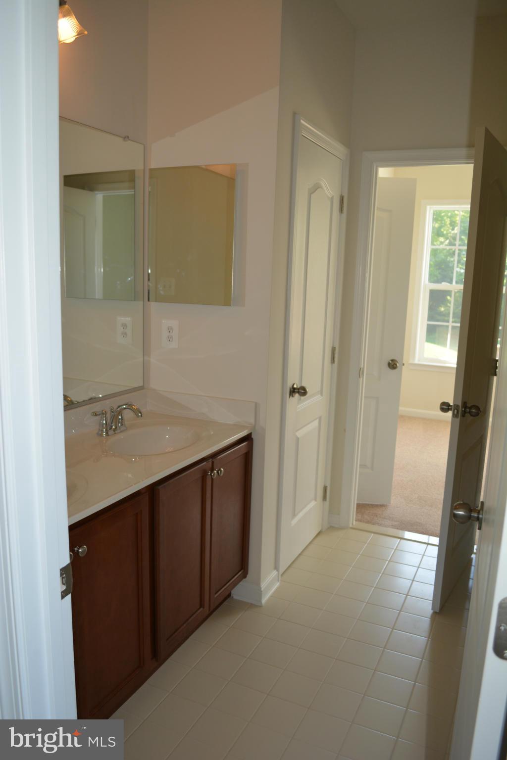 11906 Parallel Road Bowie, MD 20720 - Photo 20 of 21 Buddy Bath