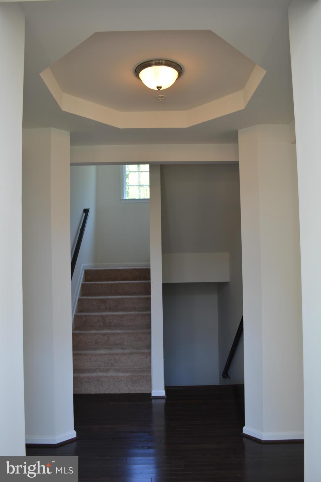 11906 Parallel Road Bowie, MD 20720 - Photo 3 of 21 Stairs
