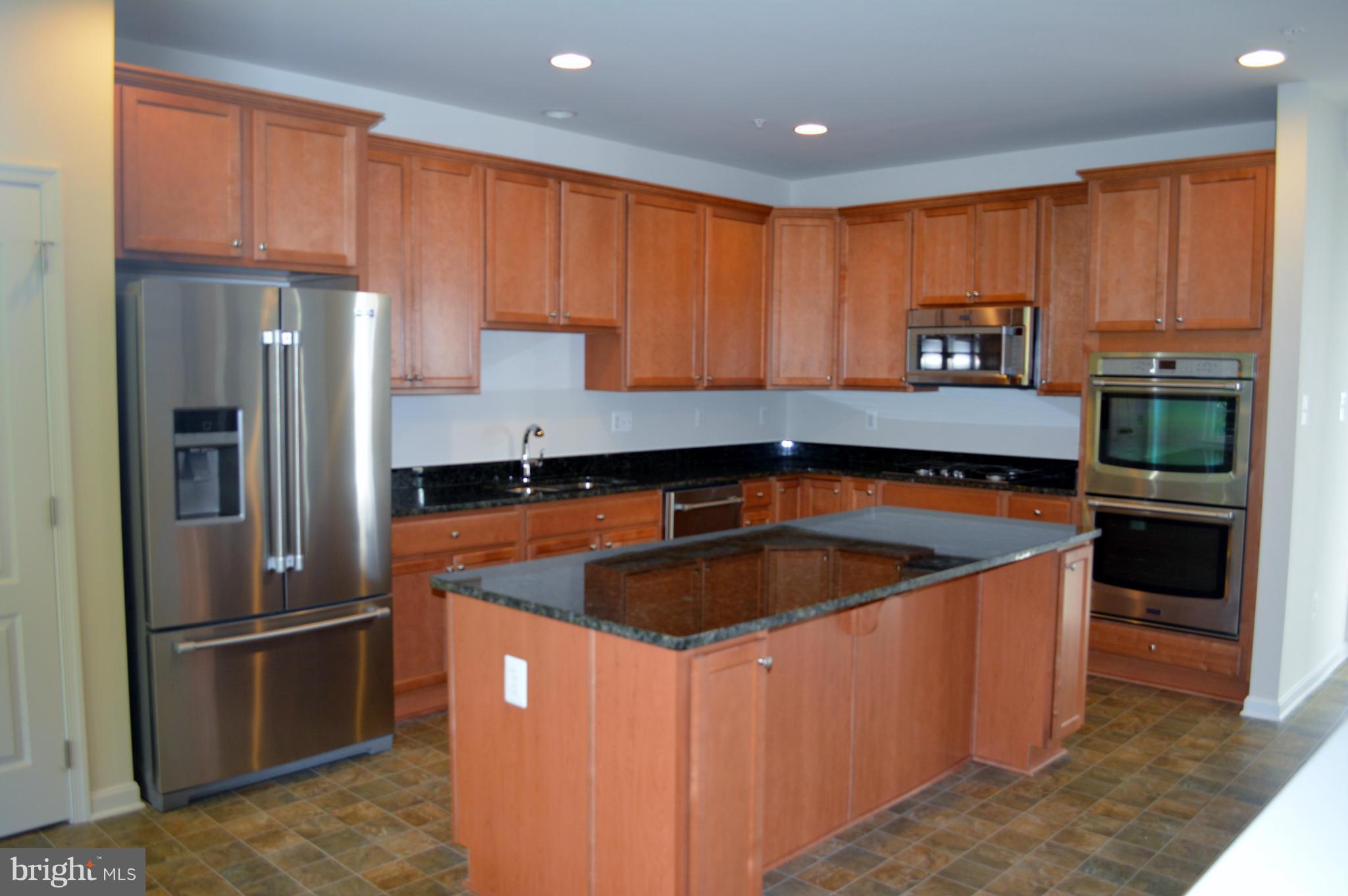 11906 Parallel Road Bowie, MD 20720 - Photo 9 of 21 Kitchen