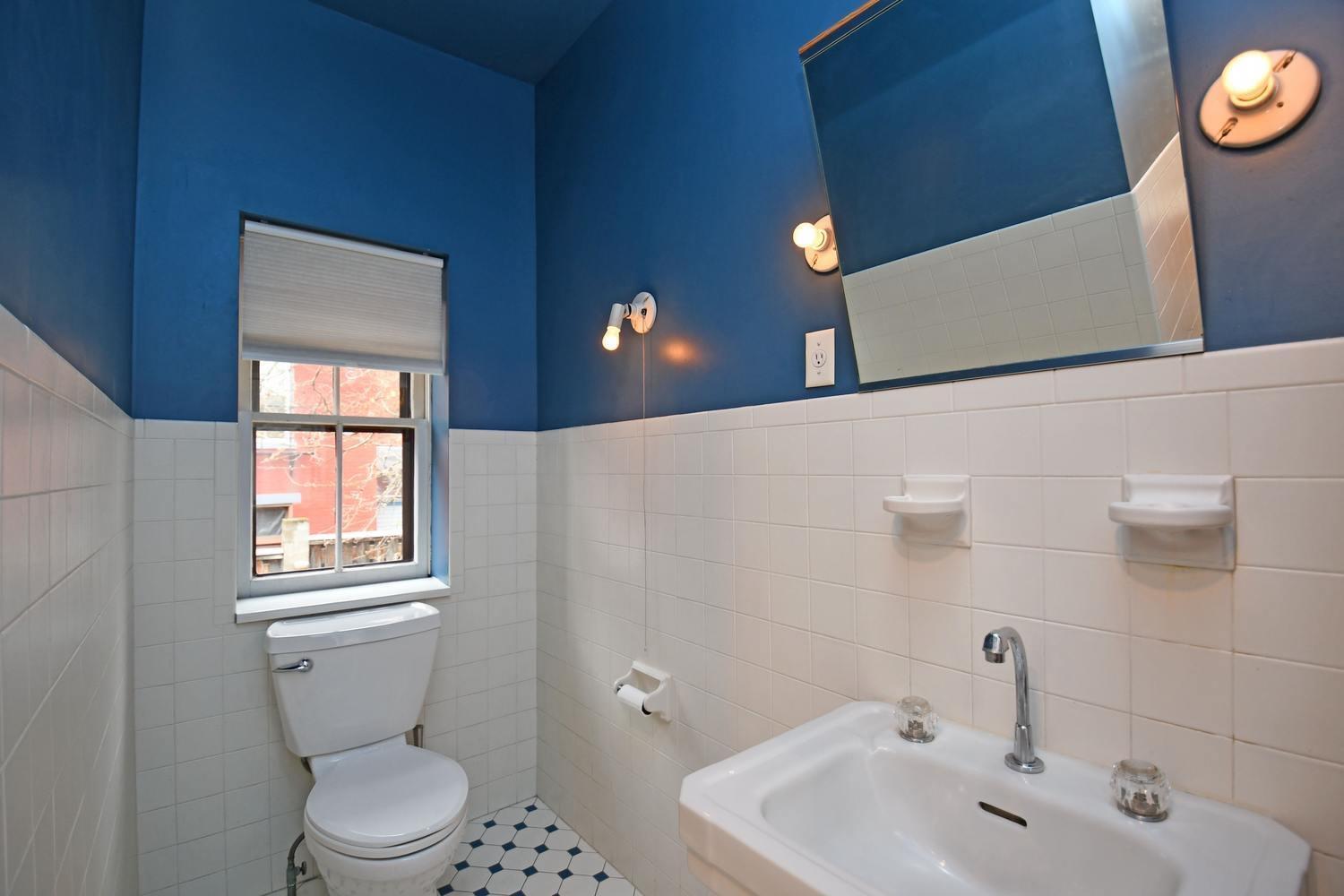 1306 Spring Street Cincinnati, OH 45202 - Photo 23 of 43