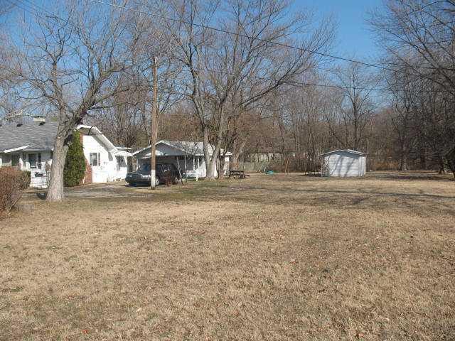 429 North Post Road Indianapolis, IN 46229 - Photo 3 of 5 Gallery Image 3