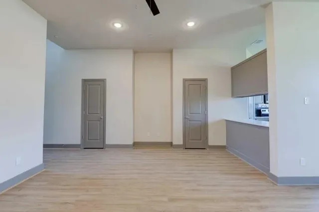 $1,749 | 18620 Louetta Creek Drive, Unit 22A, Spring, TX 77388