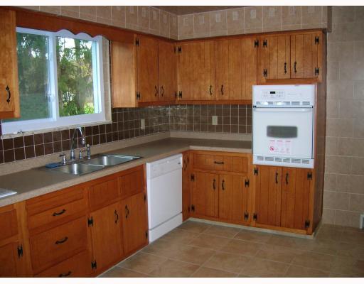 313 Wendel Road Irwin, PA 15642 - Photo 6 of 14 Kitchen.
