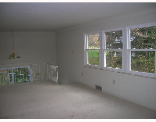 313 Wendel Road Irwin, PA 15642 - Photo 8 of 14 Living Room.