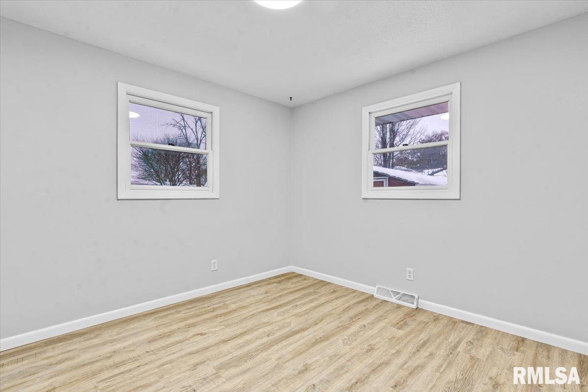 3115 Elmhurst Drive Springfield, IL 62704 - Photo 14 of 30