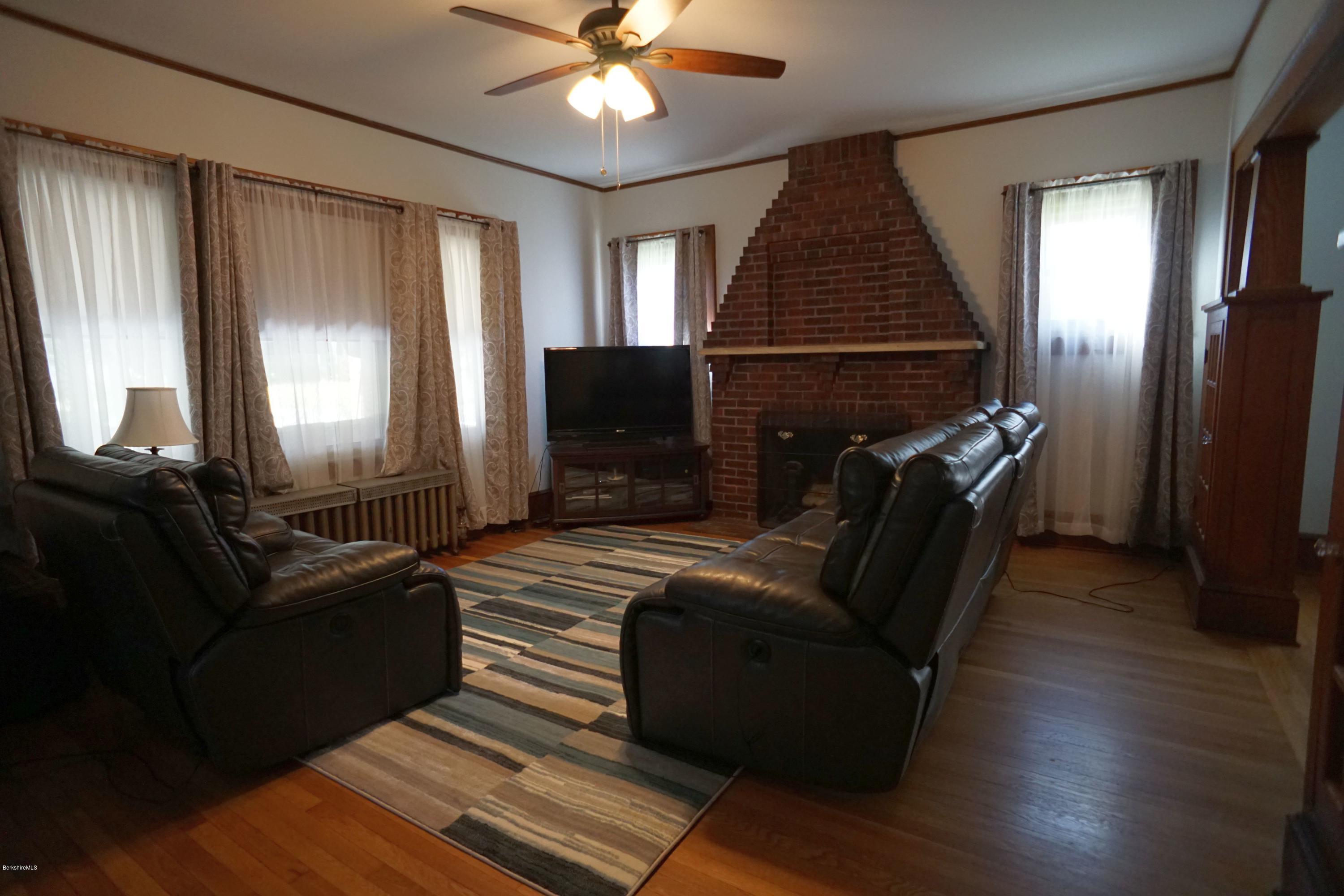 96 Northumberland Road Pittsfield, MA 01201 - Photo 12 of 28 DSC01231