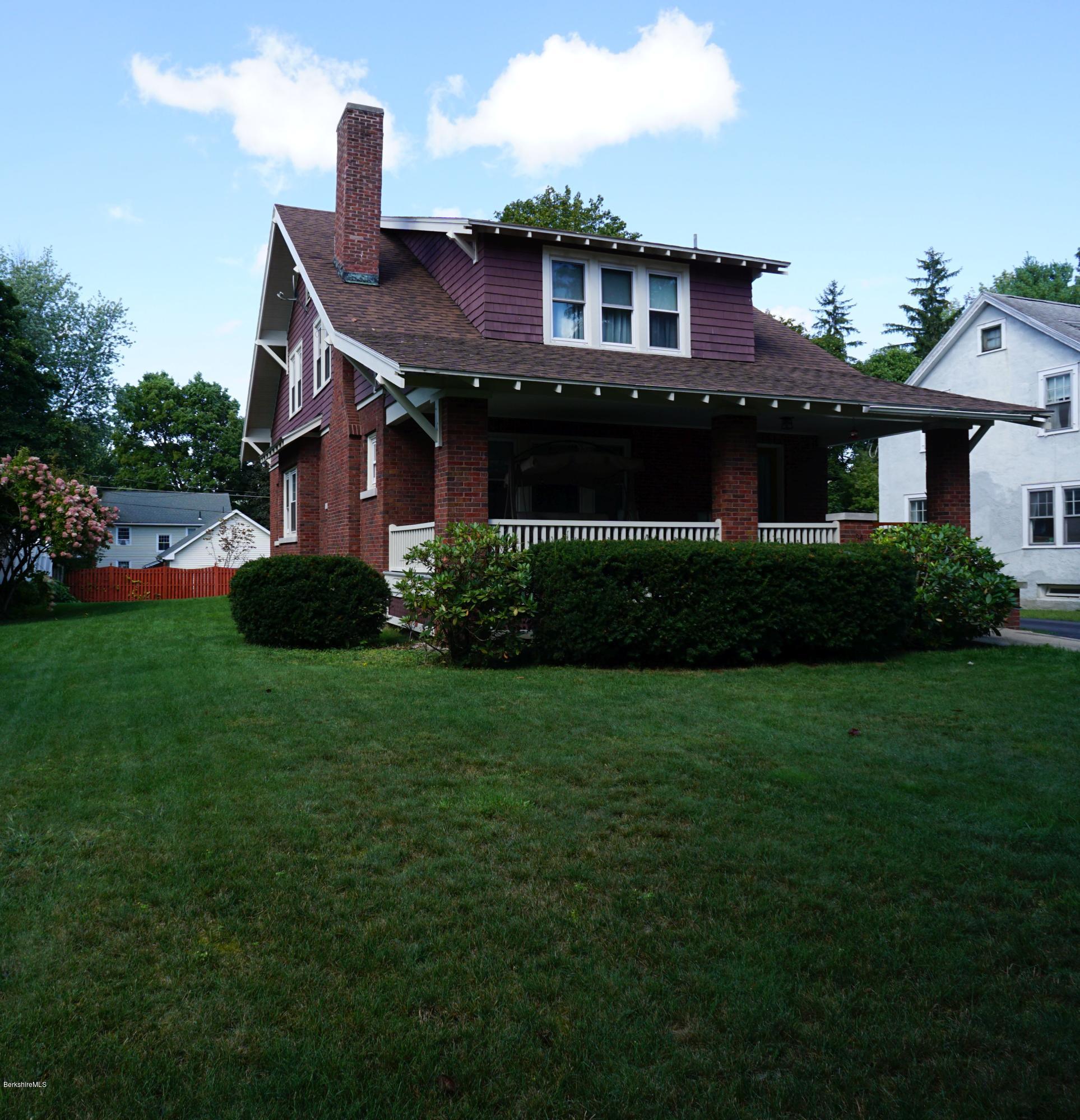 96 Northumberland Road Pittsfield, MA 01201 - Photo 3 of 28 DSC01271