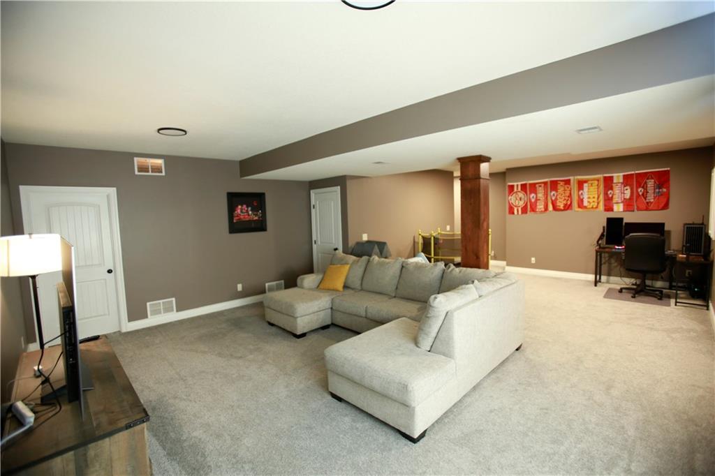 1304 Aberdeen Circle Raymore, MO 64083 - Photo 36 of 36