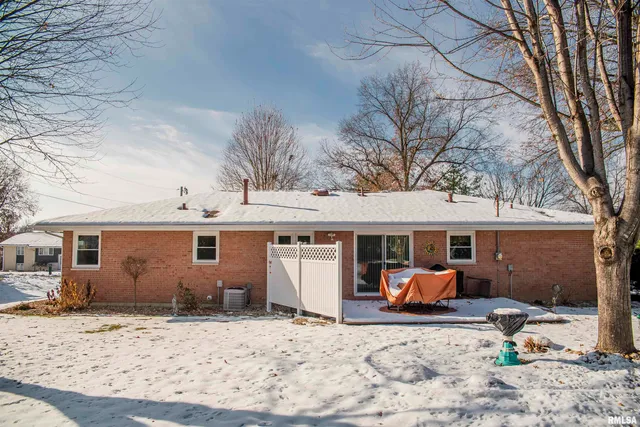 $265,900 | 1421 South 27th Street, Quincy, IL 62301