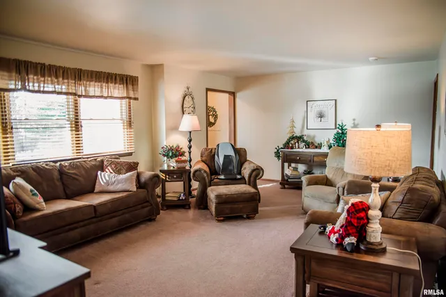 $265,900 | 1421 South 27th Street, Quincy, IL 62301