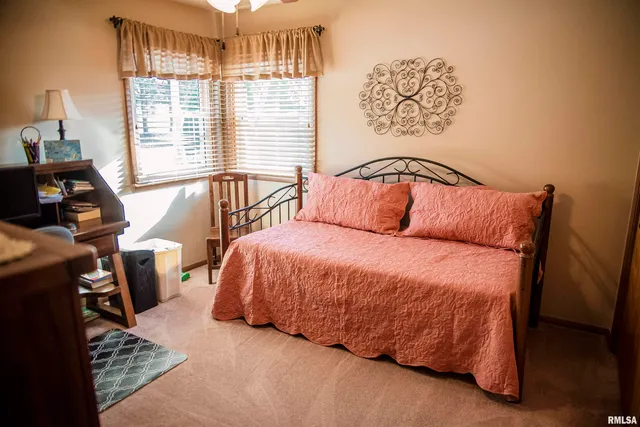 $265,900 | 1421 South 27th Street, Quincy, IL 62301