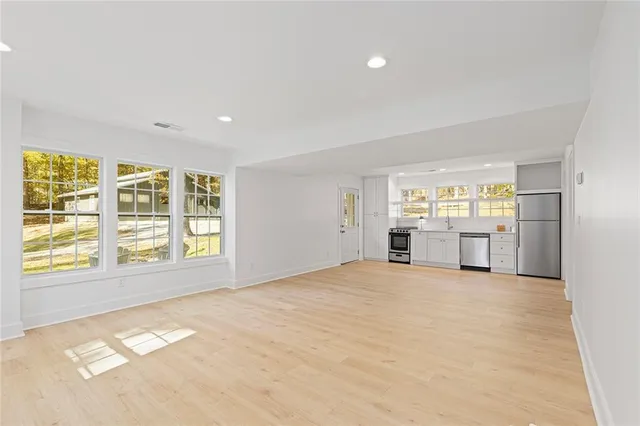 $880,000 | 12005 Hamilton Road, Chattahoochee Hills, GA 30268