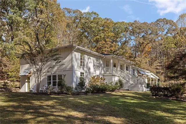 $880,000 | 12005 Hamilton Road, Chattahoochee Hills, GA 30268