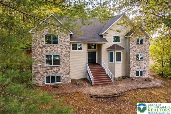 $624,900 | 205 Osprey Way, East Stroudsburg, PA 18302
