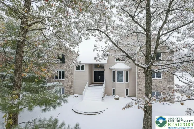 $649,900 | 205 Osprey Way, East Stroudsburg, PA 18302