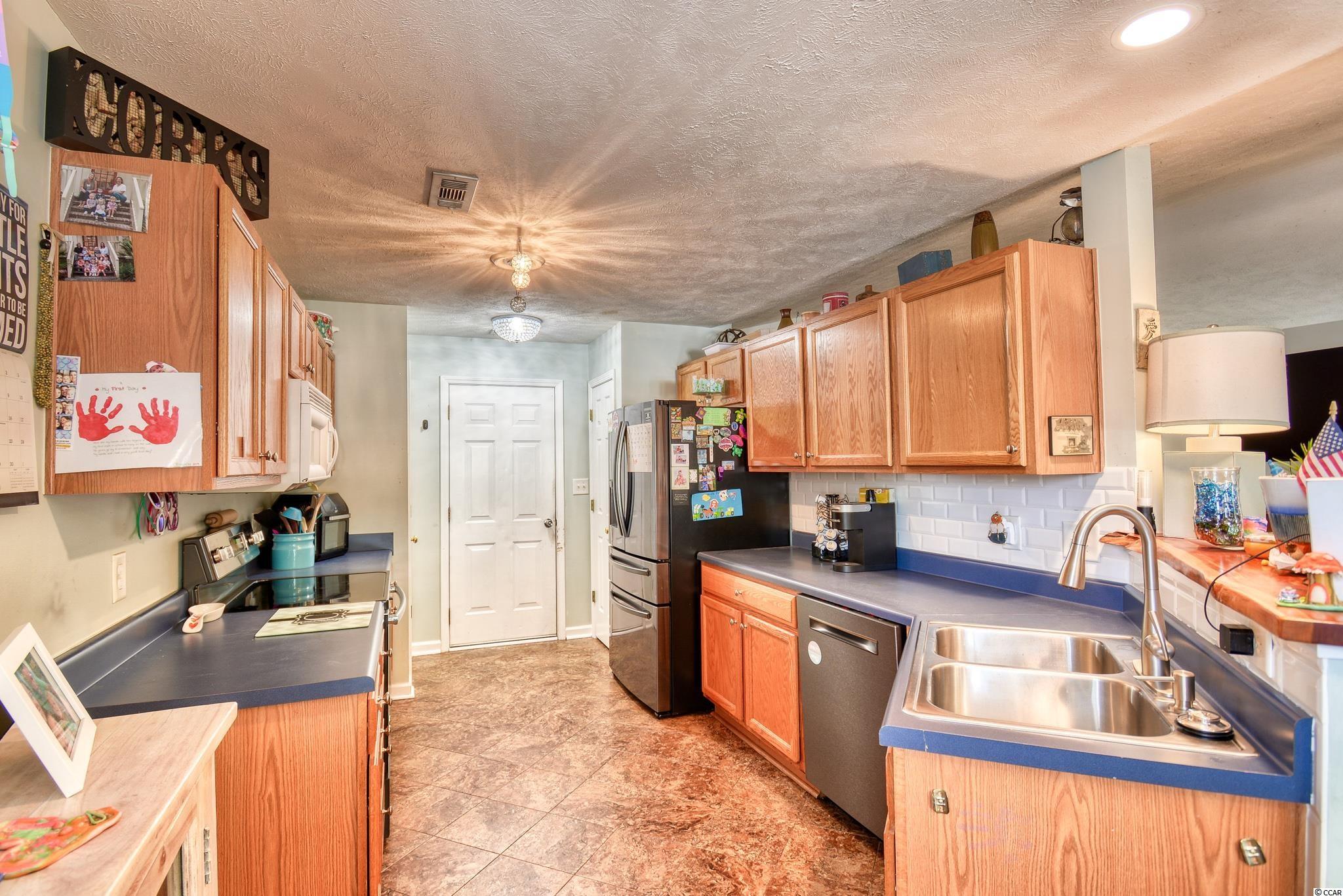 9892 Conifer Lane Murrells Inlet, SC 29576 - Photo 16 of 28 Gallery Image 16