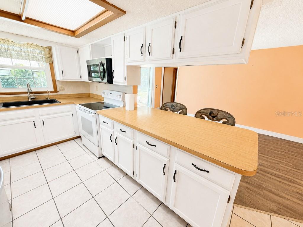 8360 Dorsey Street Spring Hill, FL 34608 - Photo 20 of 36