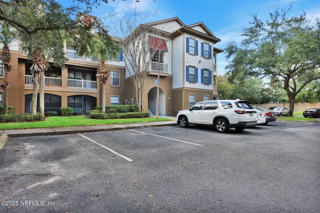 $162,900 | 12700 Bartram Park Boulevard, Unit 1037, Jacksonville, FL 32258