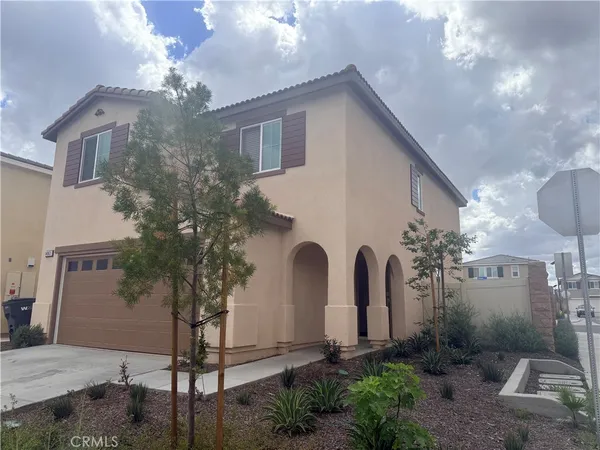 $3,000 | 14063 Starlene Street, Moreno Valley, CA 92555