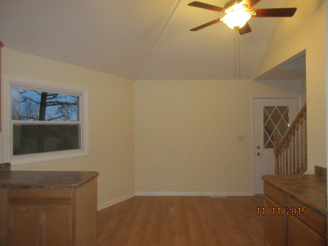 9N052 Corron Road Elgin, IL 60124 - Photo 5 of 19