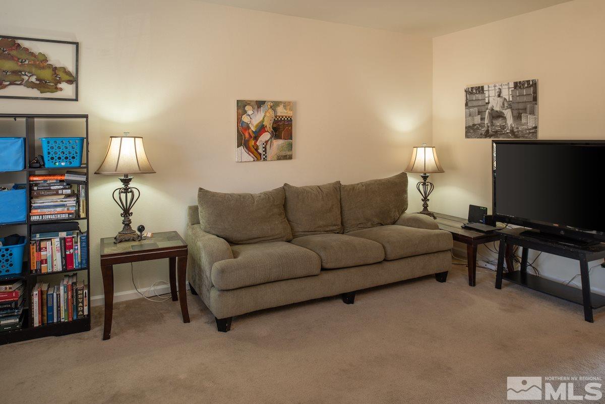 310 Dawson Jacob Lane Reno, NV 89503 - Photo 3 of 21 Photo 3