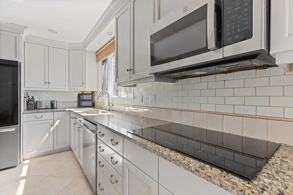 $8,200 | 10 Stonewood Drive, Newton, MA 02459