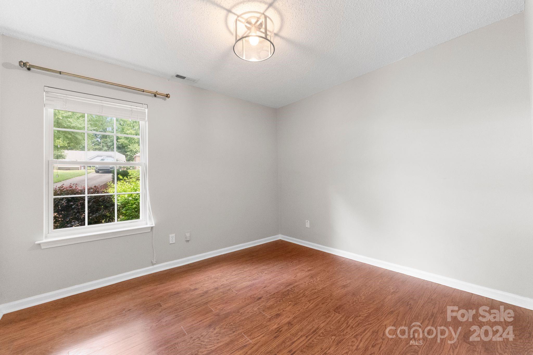 4423 Garris Road Charlotte, NC 28209 - Photo 21 of 32 Gallery Image 21
