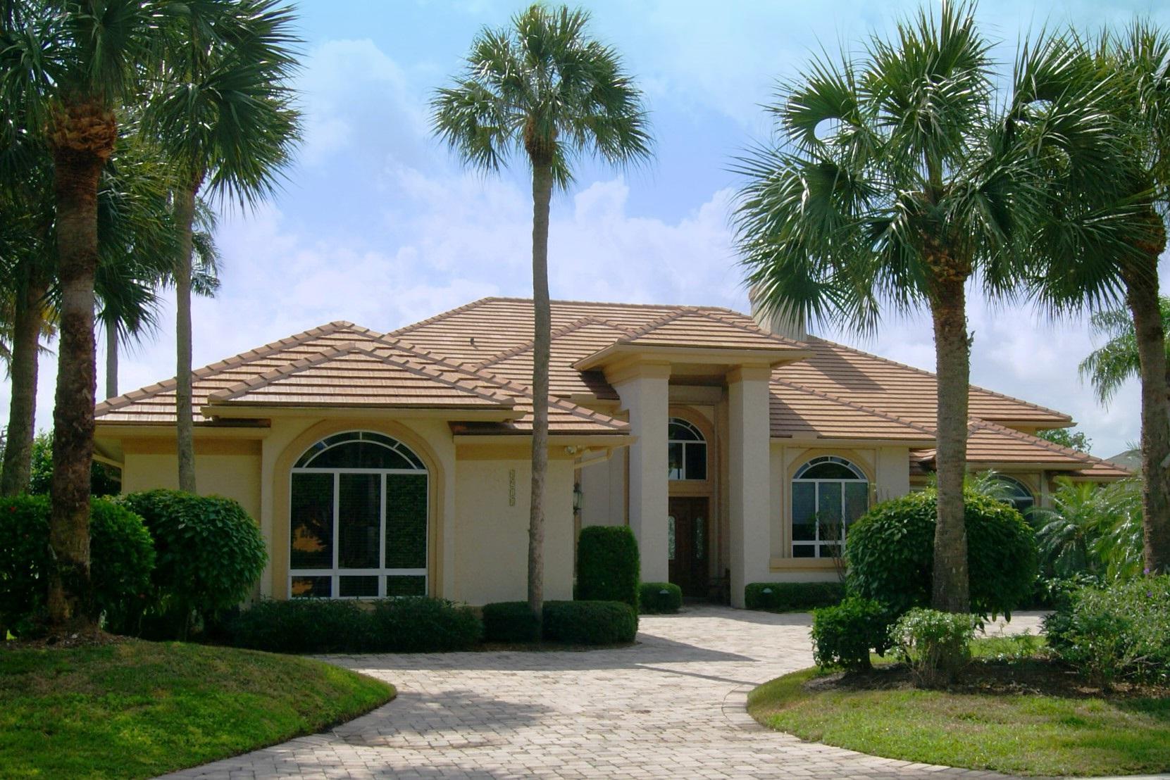 4914 County Line Road Tequesta, FL 33469 - Photo 1 of 24 Front of home